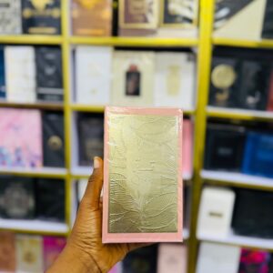 Qissa Pink Paris Corner